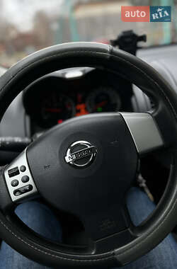 Хэтчбек Nissan Note 2012 в Ивано-Франковске