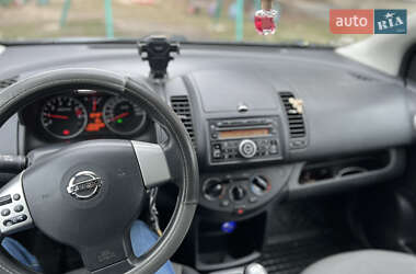 Хэтчбек Nissan Note 2012 в Ивано-Франковске