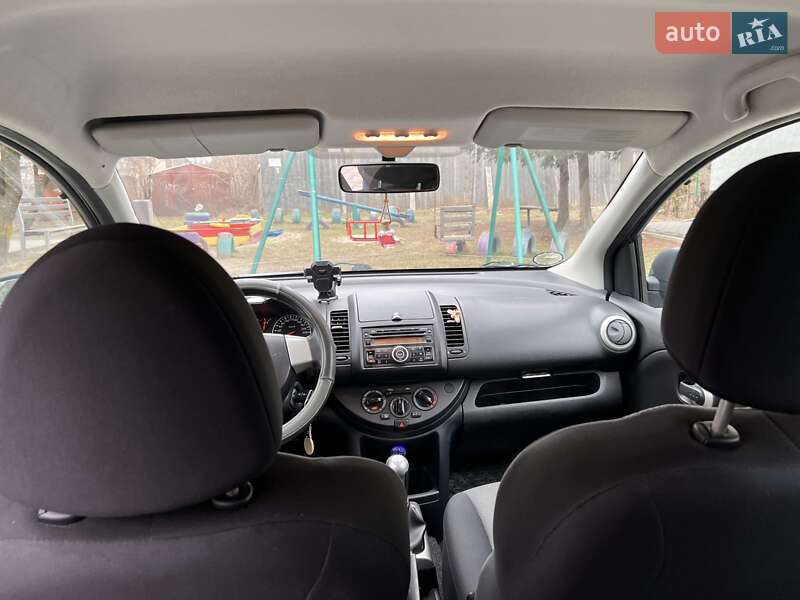 Хэтчбек Nissan Note 2012 в Ивано-Франковске