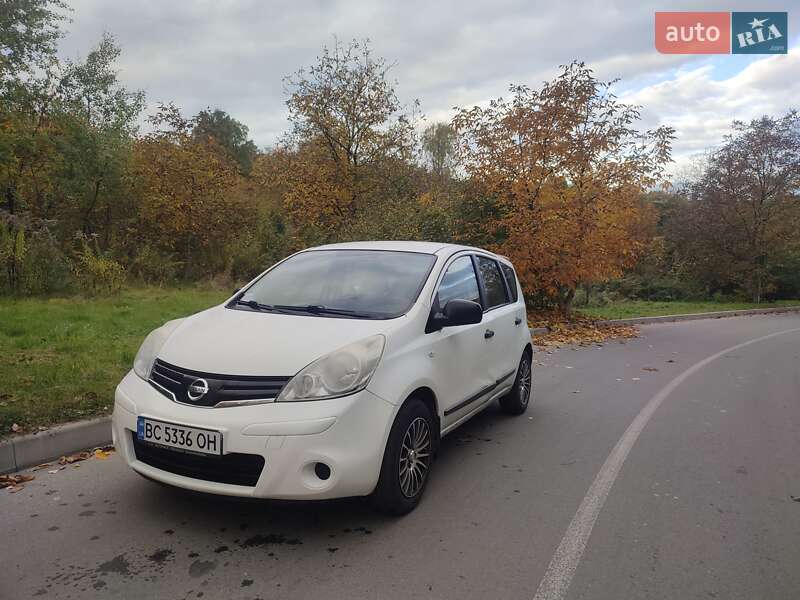Хетчбек Nissan Note 2009 в Львові фото 7 Хетчбек Nissan Note 2009 в Львові