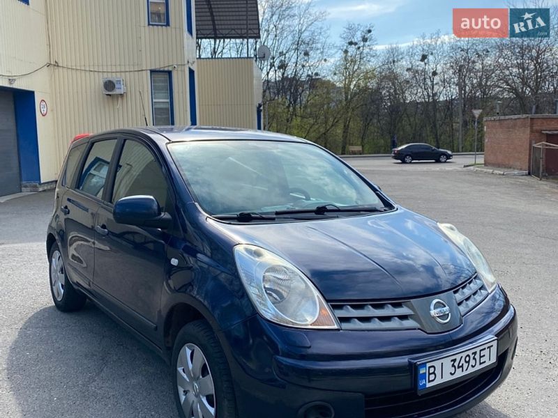 Хетчбек Nissan Note 2008 в Полтаві
