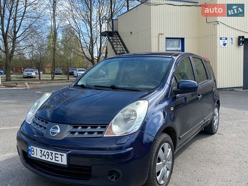 Хетчбек Nissan Note 2008 в Полтаві