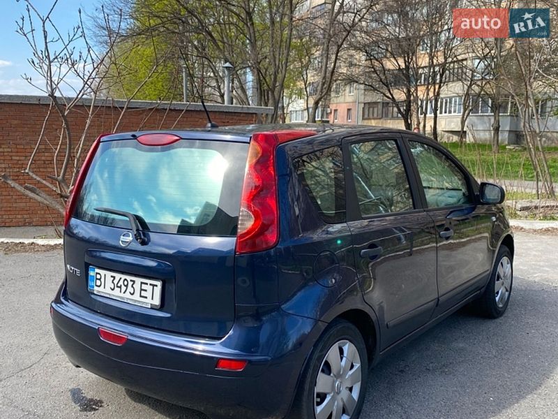Хетчбек Nissan Note 2008 в Полтаві