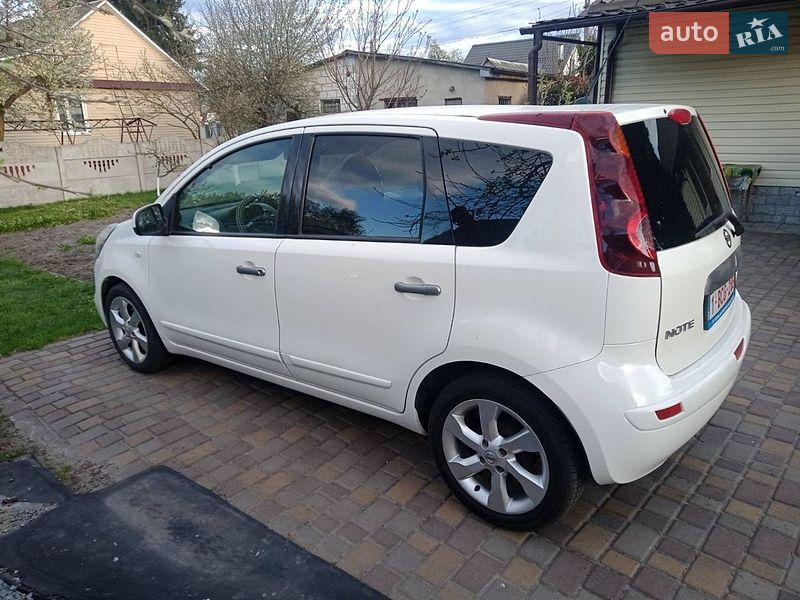 Хэтчбек Nissan Note 2011 в Ровно фото 2 Хэтчбек Nissan Note 2011 в Ровно