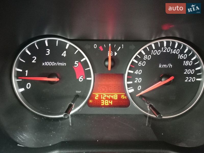 Хэтчбек Nissan Note 2011 в Ровно фото 15 Хэтчбек Nissan Note 2011 в Ровно