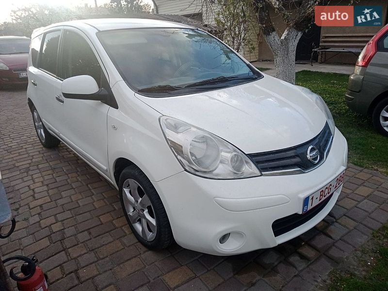 Хэтчбек Nissan Note 2011 в Ровно фото 22 Хэтчбек Nissan Note 2011 в Ровно