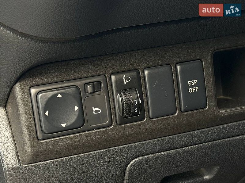 Хэтчбек Nissan Note 2010 в Харькове фото 29 Хэтчбек Nissan Note 2010 в Харькове