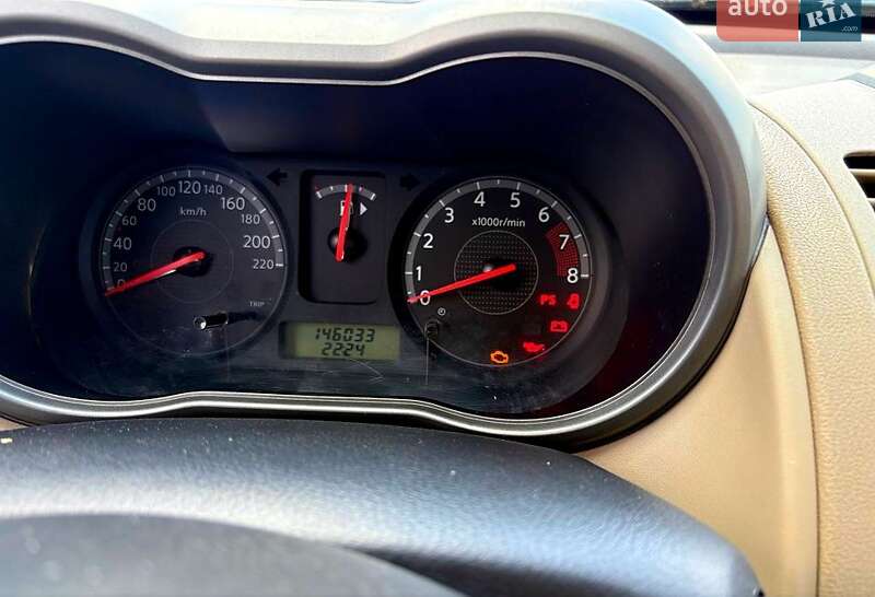 Хэтчбек Nissan Note 2006 в Киеве фото 4 Хэтчбек Nissan Note 2006 в Киеве