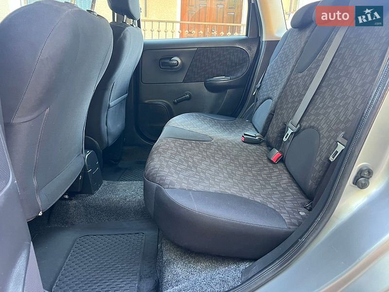 Хэтчбек Nissan Note 2007 в Тернополе