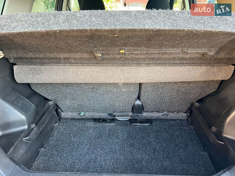 Хэтчбек Nissan Note 2007 в Тернополе