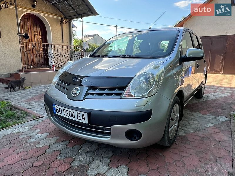 Хэтчбек Nissan Note 2007 в Тернополе