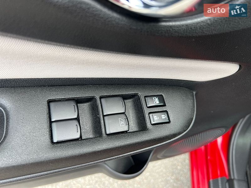 Хетчбек Nissan Note 2017 в Києві фото 13 Хетчбек Nissan Note 2017 в Києві