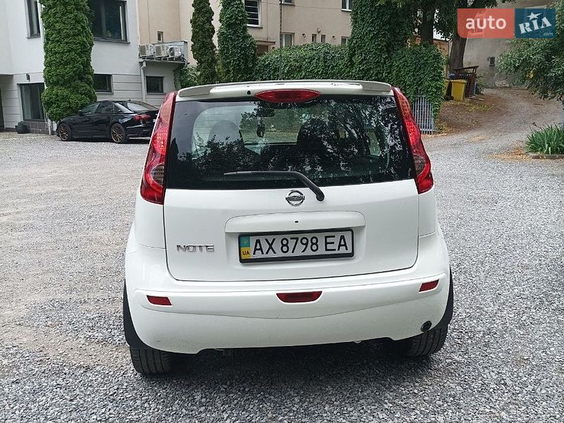 Хэтчбек Nissan Note 2012 в Киеве фото 4 Хэтчбек Nissan Note 2012 в Киеве