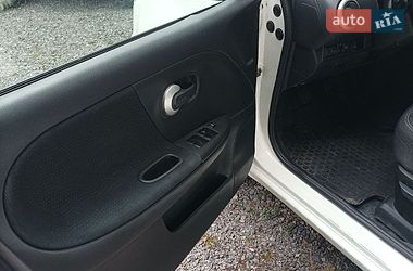 Хэтчбек Nissan Note 2012 в Киеве фото 5 Хэтчбек Nissan Note 2012 в Киеве