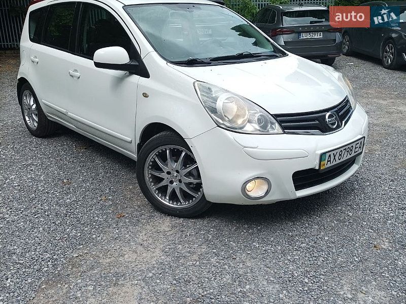 Хэтчбек Nissan Note 2012 в Киеве фото 9 Хэтчбек Nissan Note 2012 в Киеве