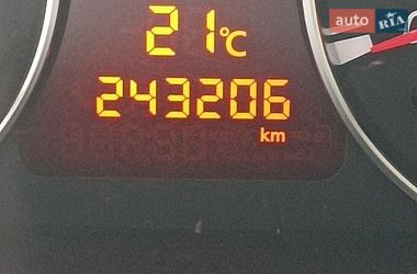 Хэтчбек Nissan Note 2012 в Киеве фото 10 Хэтчбек Nissan Note 2012 в Киеве