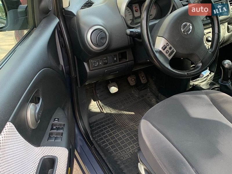 Хэтчбек Nissan Note 2008 в Корсуне-Шевченковском