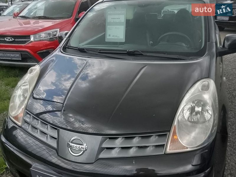 Хетчбек Nissan Note 2008 в Ужгороді