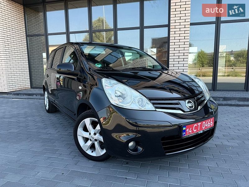 Хэтчбек Nissan Note 2010 в Виннице