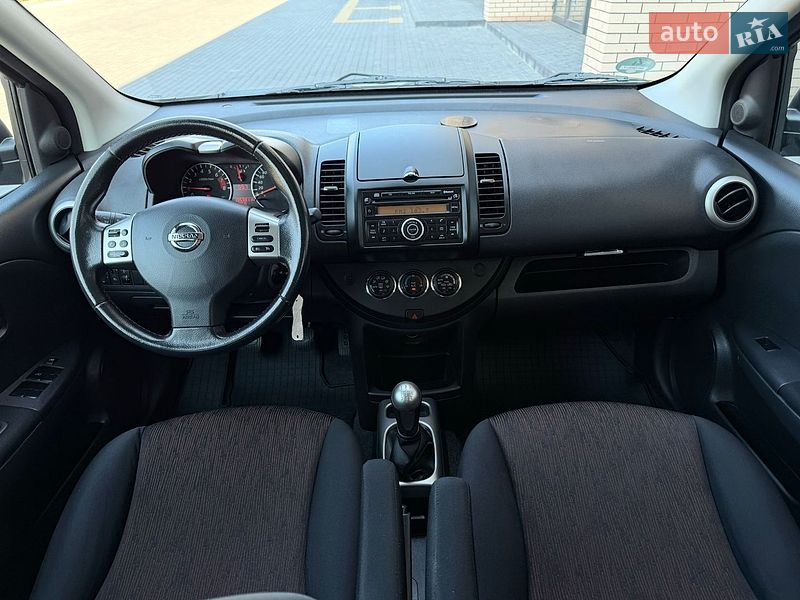 Хэтчбек Nissan Note 2010 в Виннице