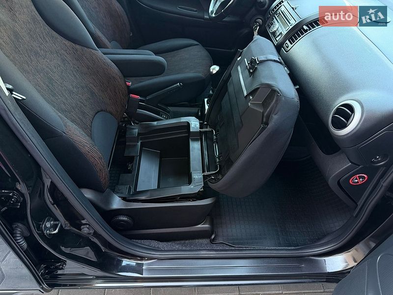 Хэтчбек Nissan Note 2010 в Виннице