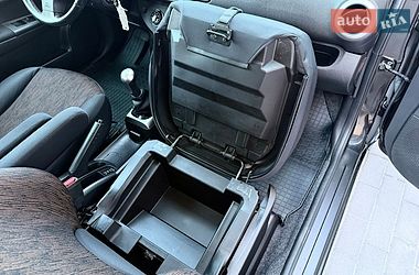 Хэтчбек Nissan Note 2010 в Виннице