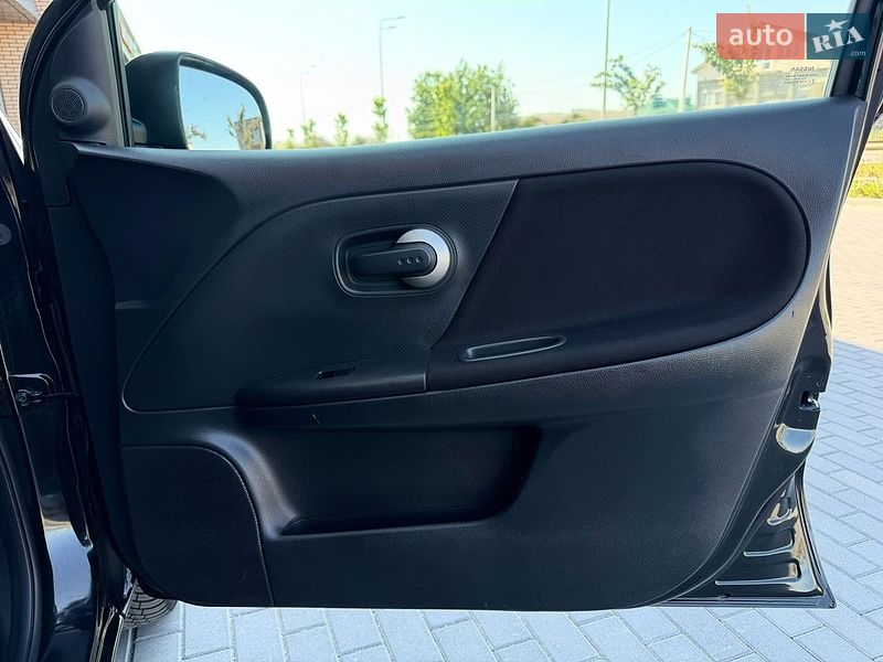 Хэтчбек Nissan Note 2010 в Виннице