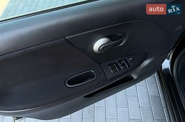 Хэтчбек Nissan Note 2010 в Виннице
