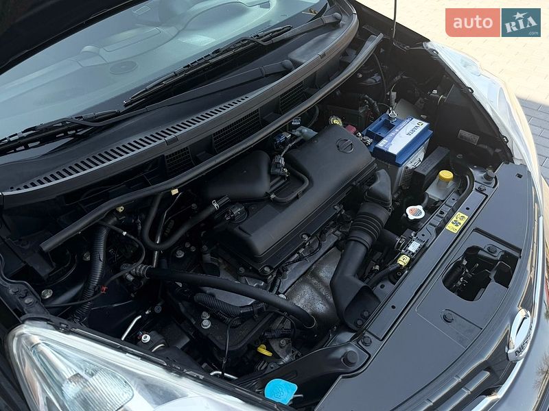 Хэтчбек Nissan Note 2010 в Виннице