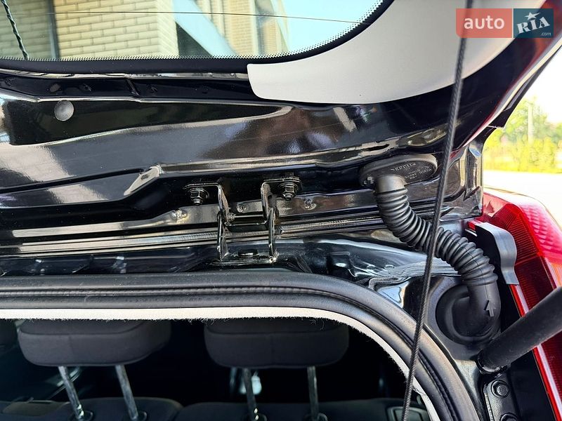 Хэтчбек Nissan Note 2010 в Виннице