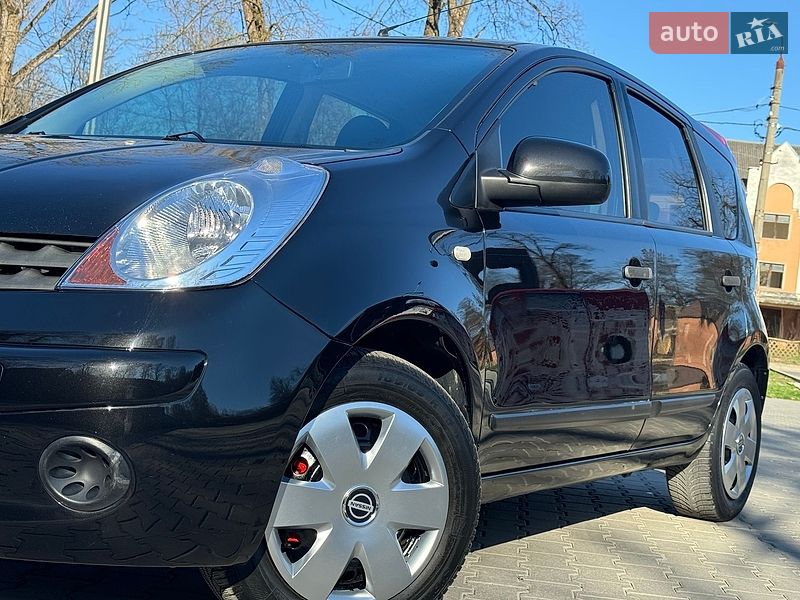 Хетчбек Nissan Note 2007 в Дрогобичі