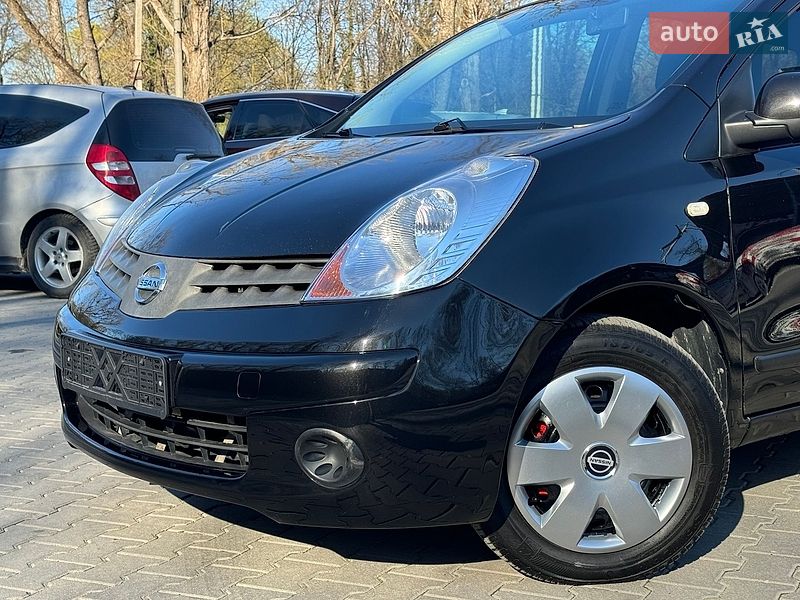 Хетчбек Nissan Note 2007 в Дрогобичі