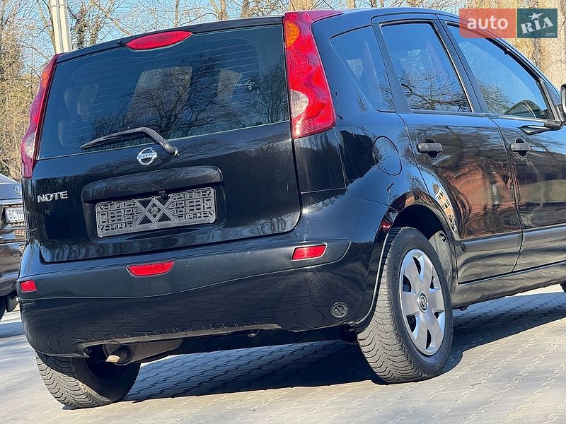 Хетчбек Nissan Note 2007 в Дрогобичі