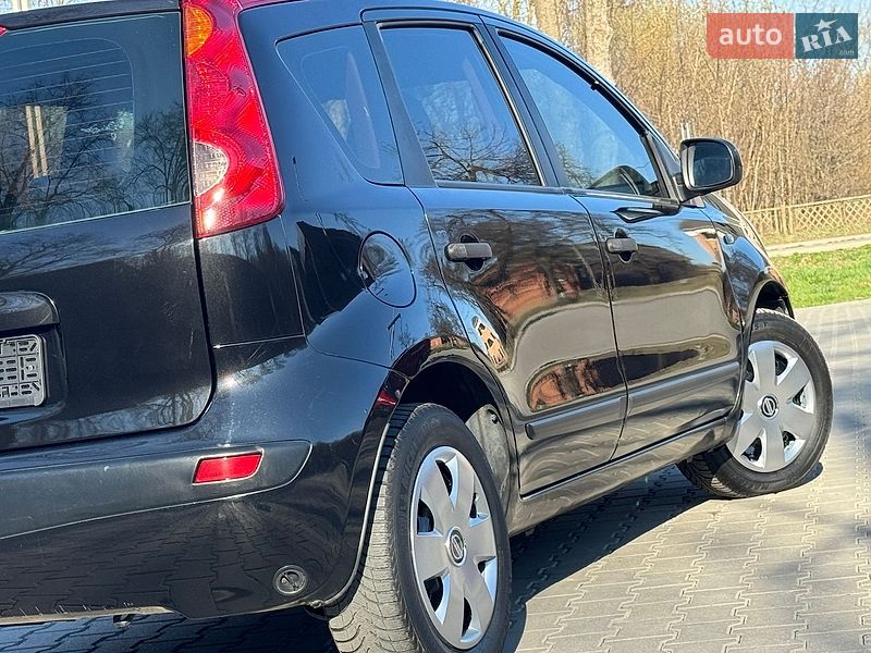 Хетчбек Nissan Note 2007 в Дрогобичі