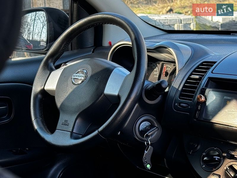 Хетчбек Nissan Note 2007 в Дрогобичі