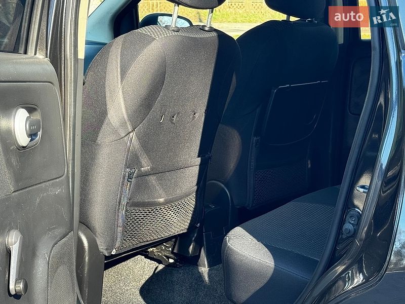 Хетчбек Nissan Note 2007 в Дрогобичі