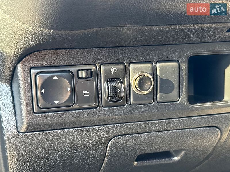 Хетчбек Nissan Note 2007 в Дрогобичі