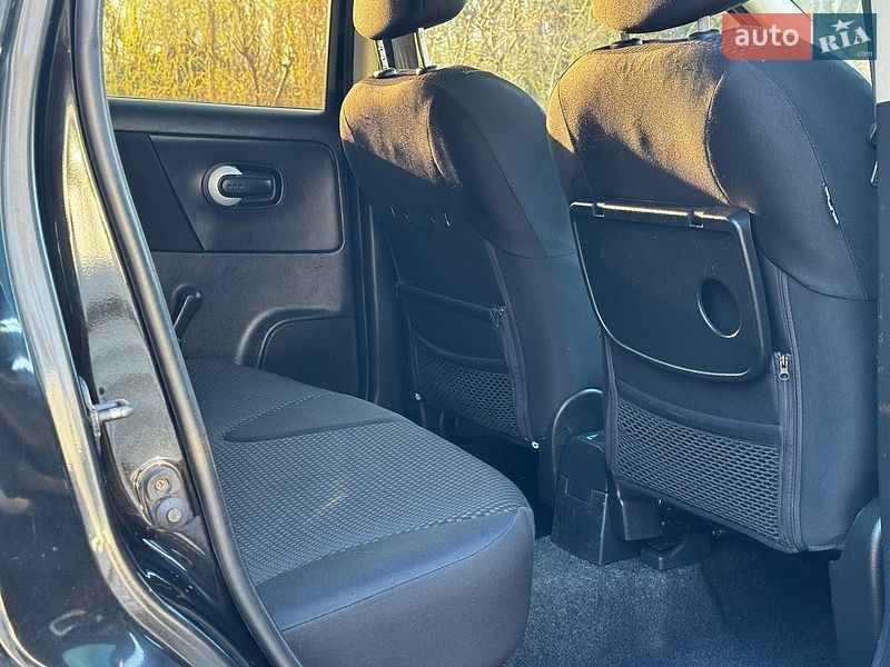 Хетчбек Nissan Note 2007 в Дрогобичі