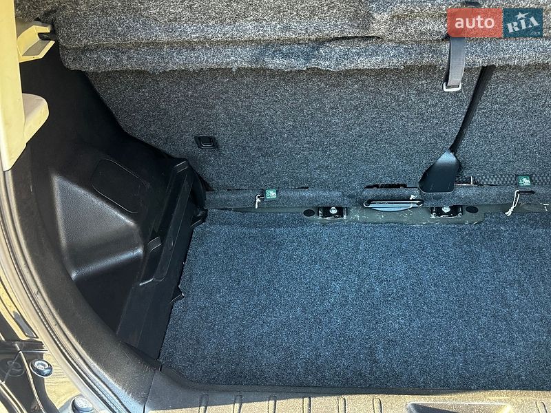 Хетчбек Nissan Note 2007 в Дрогобичі