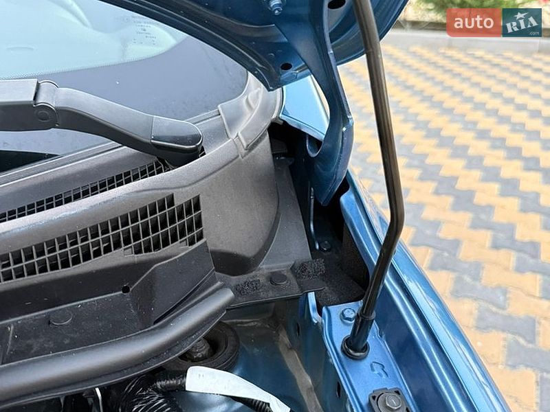 Хэтчбек Nissan Note 2018 в Одессе фото 92 Хэтчбек Nissan Note 2018 в Одессе