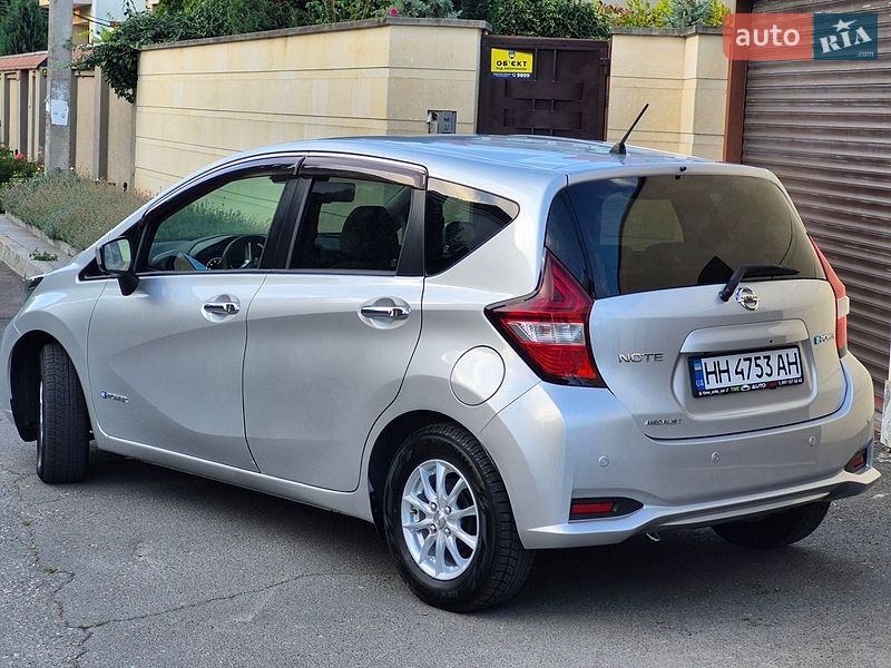 Хэтчбек Nissan Note 2018 в Одессе
