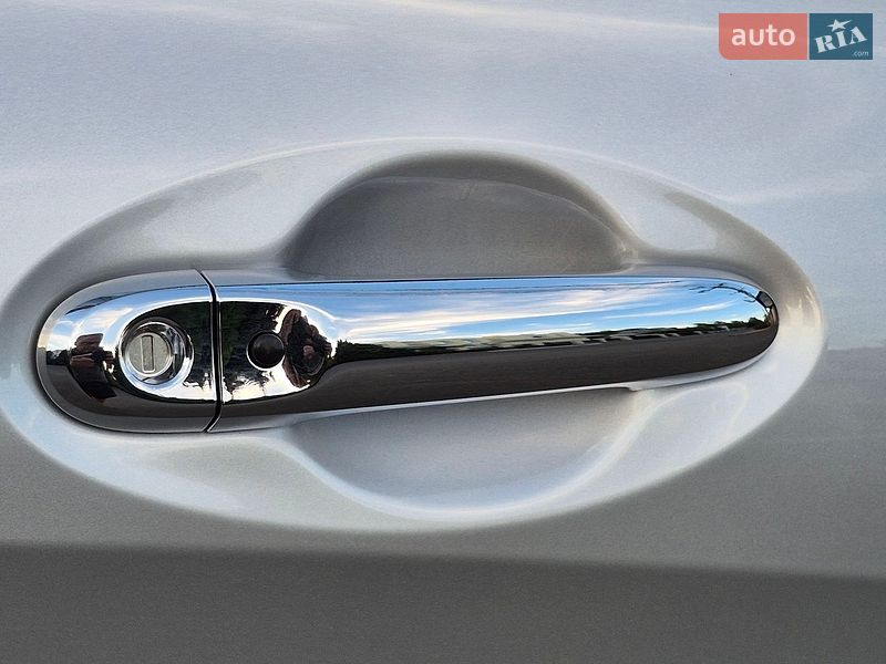 Хэтчбек Nissan Note 2018 в Одессе