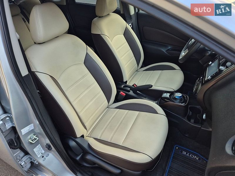 Хэтчбек Nissan Note 2018 в Одессе