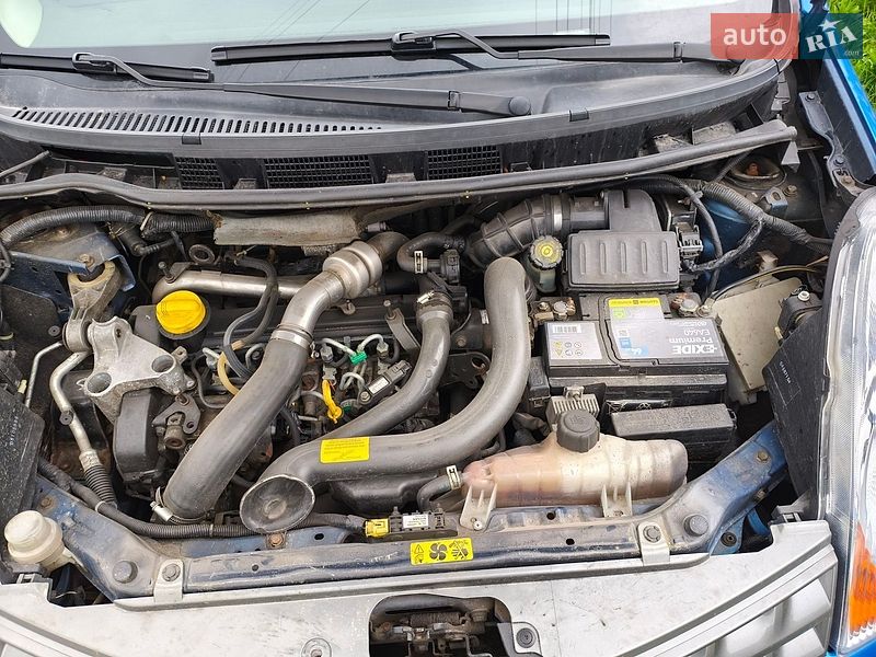 Хэтчбек Nissan Note 2006 в Киеве