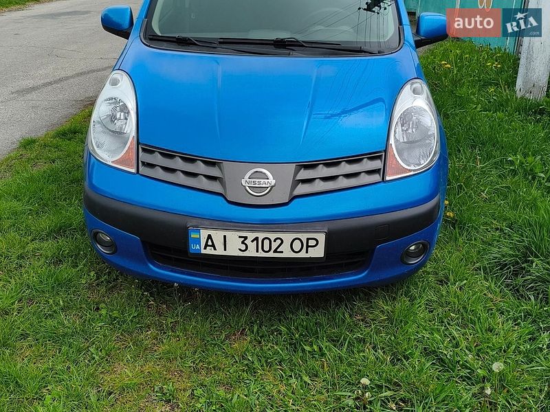 Хэтчбек Nissan Note 2006 в Киеве