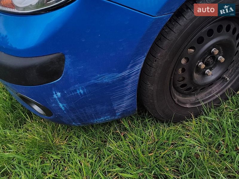 Хэтчбек Nissan Note 2006 в Киеве