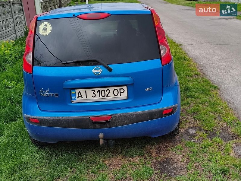Хэтчбек Nissan Note 2006 в Киеве