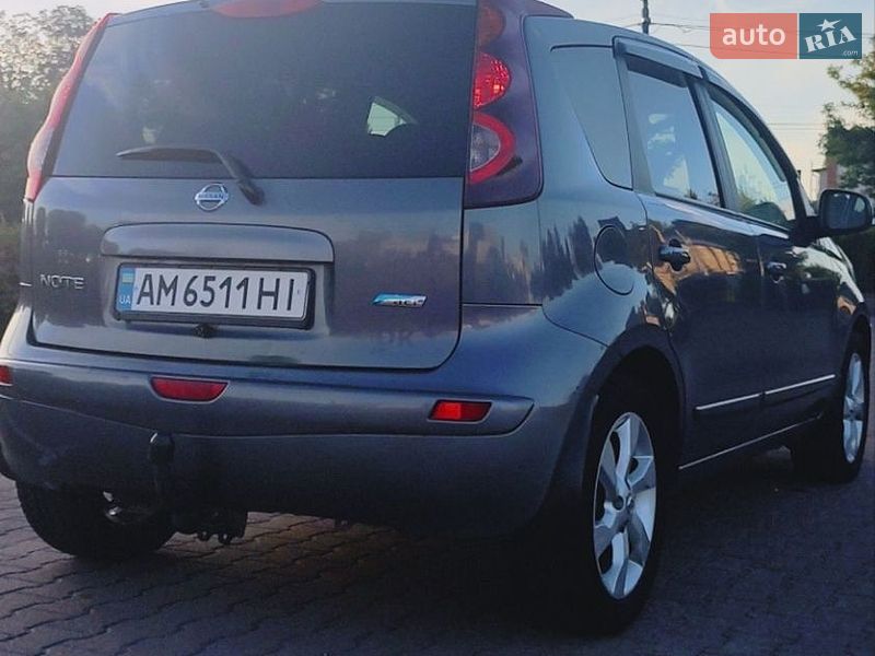 Хетчбек Nissan Note 2009 в Житомирі