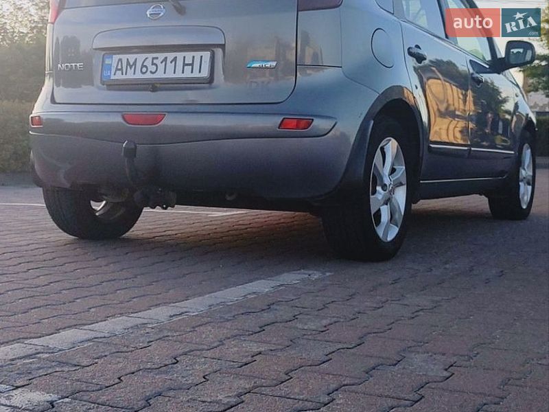 Хетчбек Nissan Note 2009 в Житомирі