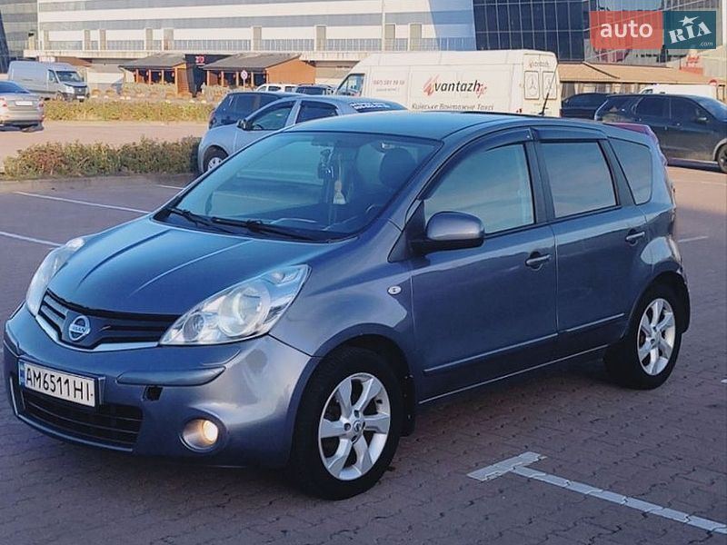 Хетчбек Nissan Note 2009 в Житомирі